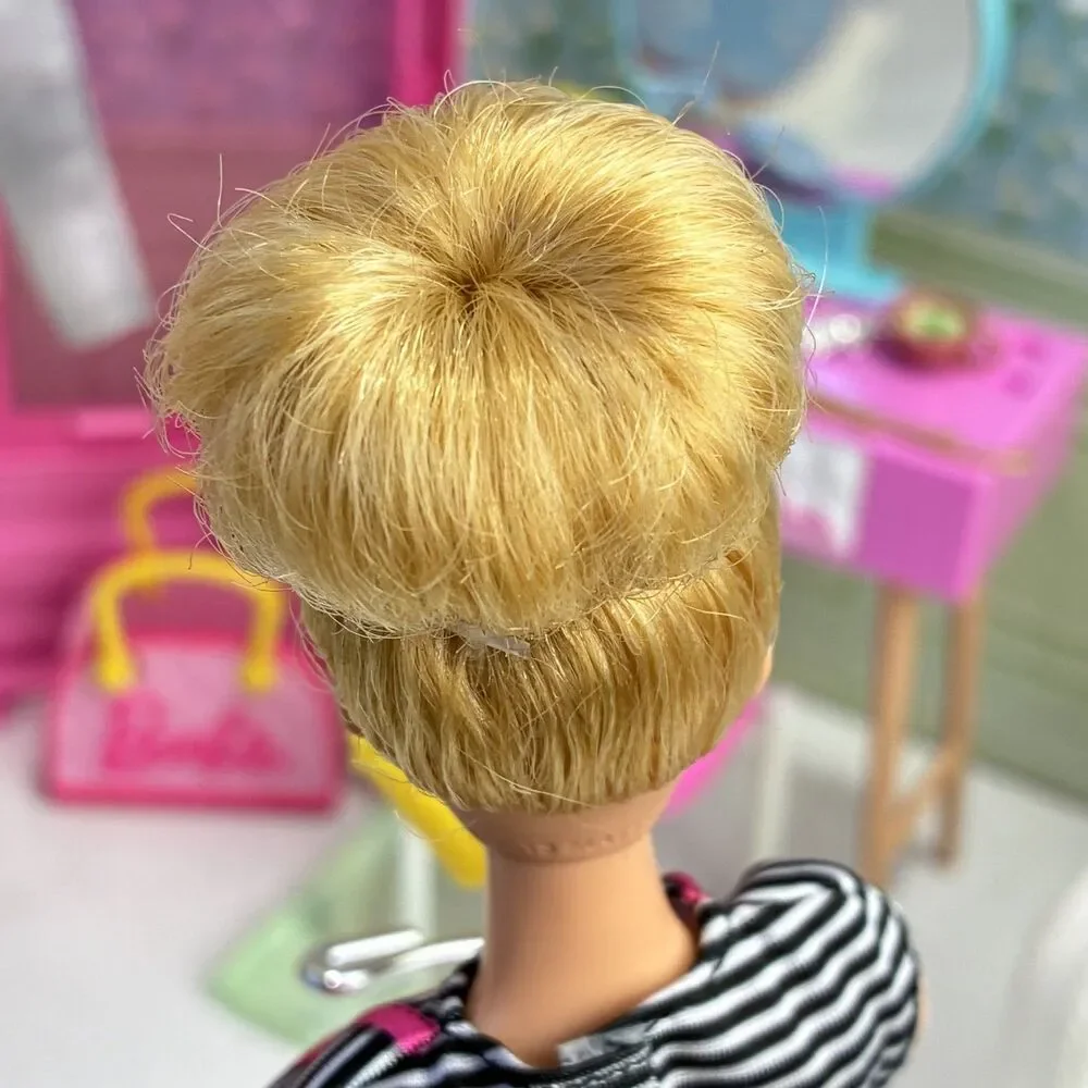 Barbie You Can Be Anything Coffee Shop Barista Doll Curvy Blonde Bun Millie Face